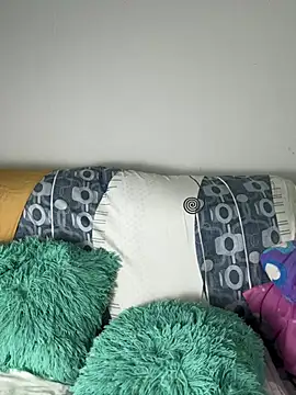 Snapshot of kloee_kann chatting on July 9, 2026, 12:15 am kloee kann online show from July 9, 2026, 12:15 am