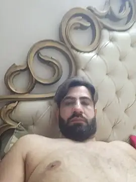 Snapshot of Bad_Mundaaa chatting on July 12, 2026, 6:43 pm Bad Mundaaa online show from July 12, 2026, 6:43 pm