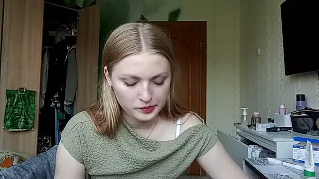 Snapshot of NorineGressett chatting on June 10, 2026, 3:33 pm NorineGressett online show from June 10, 2026, 3:33 pm