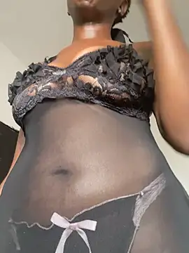 Honeybeespecial online show from June 15, 2026, 3:36 pm