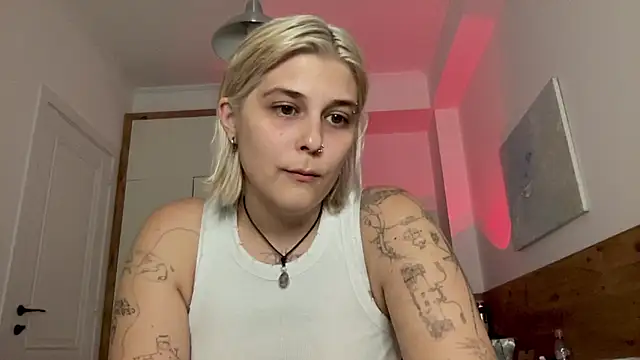 Ella Bloom online show from July 21, 2026, 7:49 pm