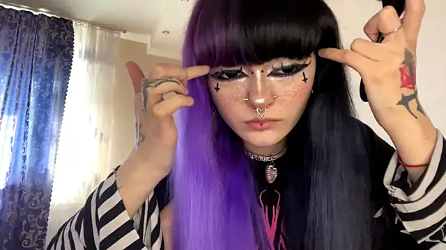 HolyCute online show from June 14, 2026, 3:14 pm