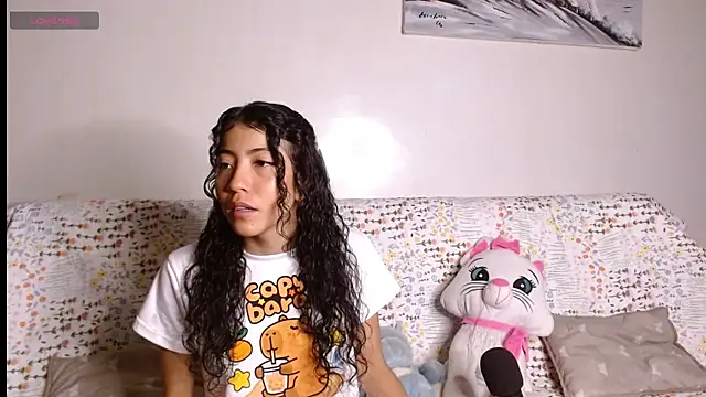 Snapshot of Laila_bunny chatting on July 26, 2026, 6:21 am Laila bunny online show from July 26, 2026, 6:21 am