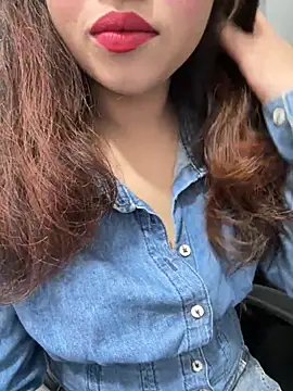 Snapshot of Yours_riya11 chatting on July 19, 2026, 6:22 pm Yours riya11 online show from July 19, 2026, 6:22 pm