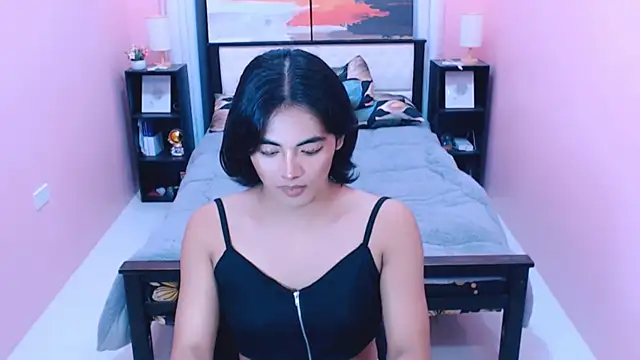 MiamoreAmara69 online show from June 25, 2026, 9:19 pm