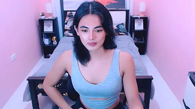 MiamoreAmara69 online show from August 4, 2026, 7:38 pm