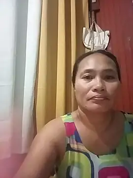 Queenslay online show from July 15, 2026, 9:42 pm