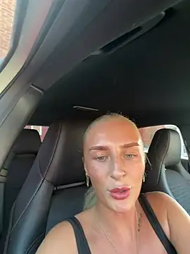 Snapshot of Millymae_ chatting on June 24, 2026, 4:17 pm Millymae online show from June 24, 2026, 4:17 pm