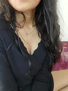 Hot-Roshni online show from July 25, 2026, 10:35 am