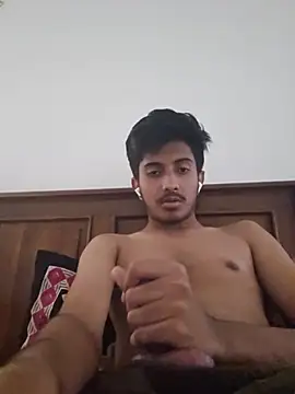 Snapshot of tamil_guy007 chatting on July 5, 2026, 10:33 am tamil guy007 online show from July 5, 2026, 10:33 am