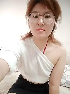 Snapshot of gaoyan880526 chatting on June 21, 2026, 6:38 am gaoyan880526 online show from June 21, 2026, 6:38 am