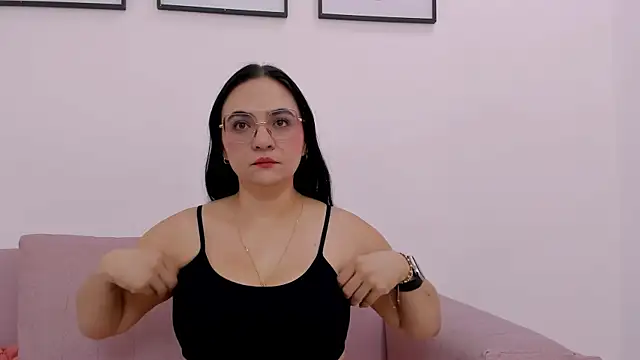 Lunna Ferrer online show from July 26, 2026, 1:51 pm
