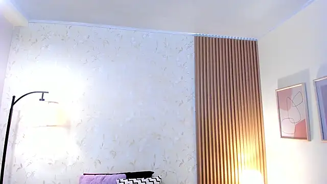 amberhanks online show from July 21, 2026, 11:56 am