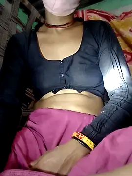 Aarti9080 online show from July 3, 2026, 4:24 pm
