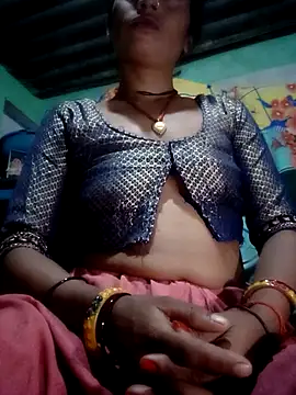 Aarti9080 online show from July 6, 2026, 5:26 pm