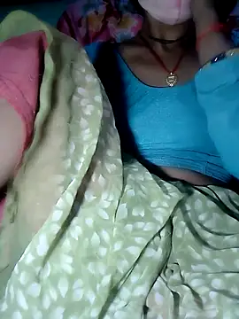 Aarti9080 online show from July 14, 2026, 7:19 pm
