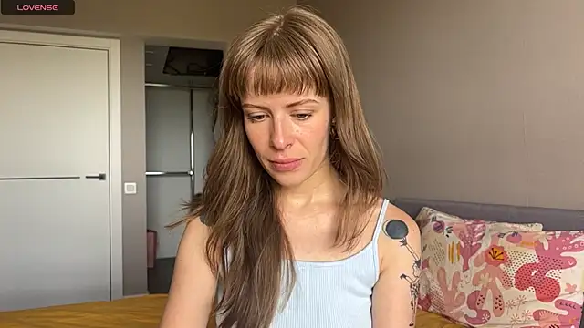 Jinny Cho online show from July 18, 2026, 4:49 am