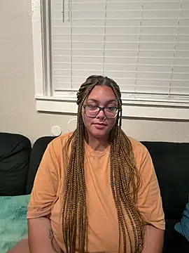 Prettiest-Girl online show from July 28, 2026, 6:53 am