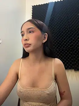 Snapshot of lovely_samina chatting on June 27, 2026, 2:55 pm lovely samina online show from June 27, 2026, 2:55 pm