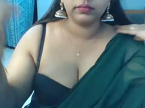Tamil hot Meenu online show from June 13, 2026, 7:06 am