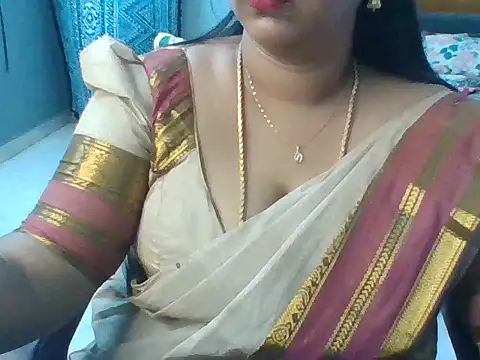Tamil hot Meenu online show from June 26, 2026, 4:22 pm