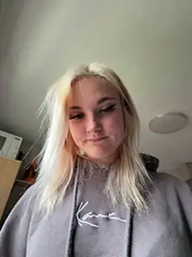 Viviluu Offiziell online show from June 3, 2026, 12:52 pm
