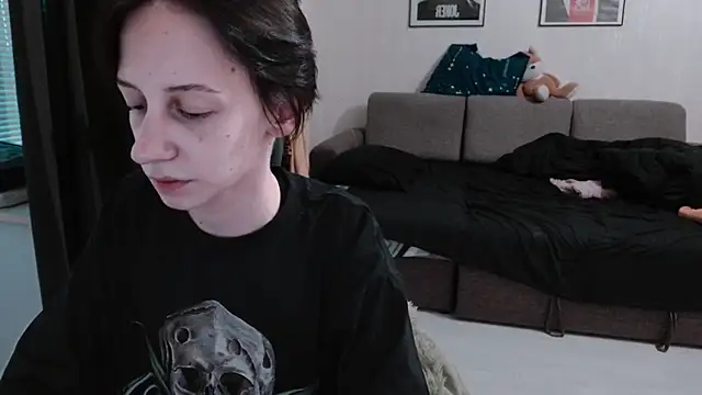 secrettt poison online show from July 18, 2026, 4:22 pm