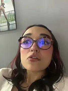 Snapshot of Start_xmoonx chatting on July 22, 2026, 3:53 am Start xmoonx online show from July 22, 2026, 3:53 am