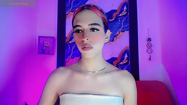 SWEET PRINCEESS  online show from July 16, 2026, 3:23 am