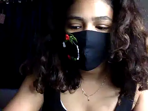 Nisha-moon online show from June 18, 2026, 6:35 am