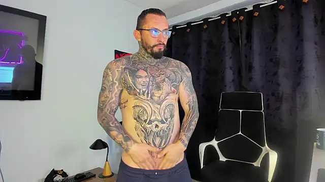 VenomHeat thiago online show from June 27, 2026, 4:17 am