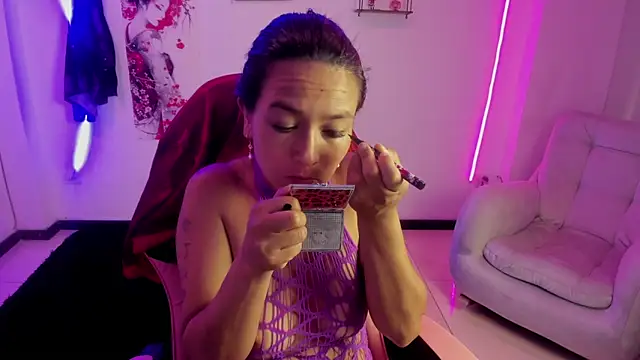 Alice Roosee online show from June 29, 2026, 12:49 pm