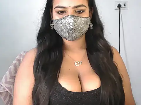 Curvy Deepa online show from July 23, 2026, 1:58 am