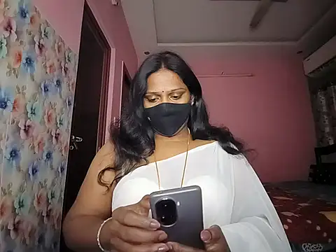 Meenakshy online show from June 17, 2026, 5:25 pm