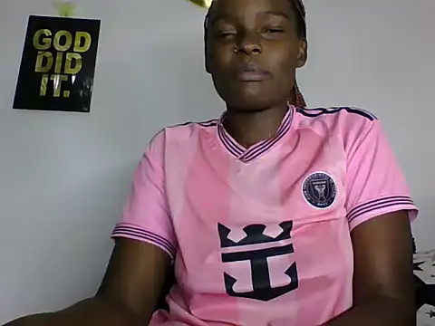 MissElsie21 online show from June 14, 2026, 5:59 pm