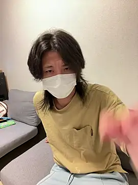 Snapshot of Natsu_x_ chatting on July 4, 2026, 3:07 pm Natsu x online show from July 4, 2026, 3:07 pm