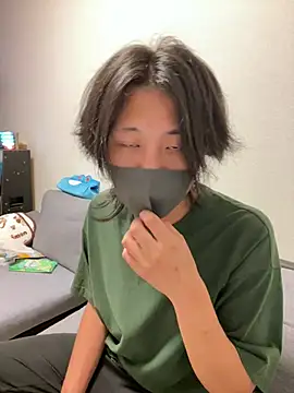 Snapshot of Natsu_x_ chatting on July 6, 2026, 2:36 pm Natsu x online show from July 6, 2026, 2:36 pm