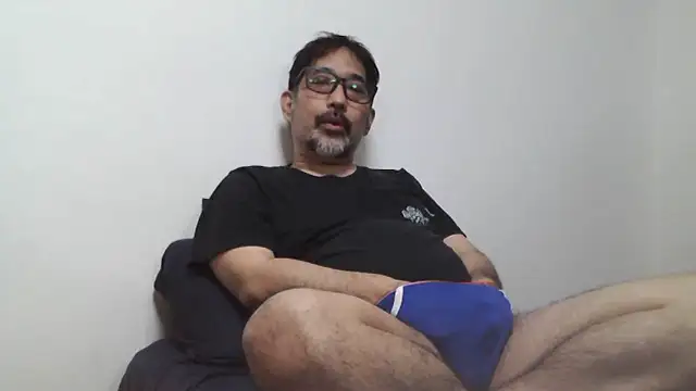 komadanaoki online show from June 25, 2026, 5:12 am