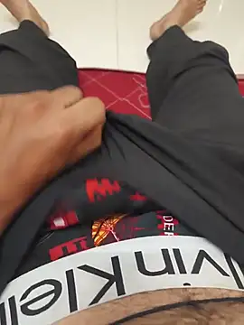 dmaxsex28 online show from June 28, 2026, 5:13 am