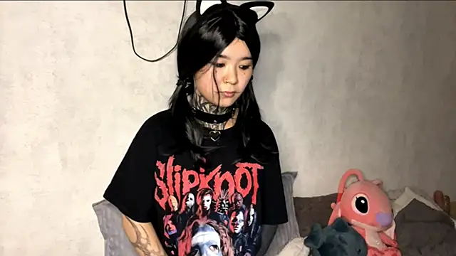 staryrose online show from July 4, 2026, 7:42 pm