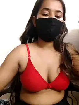 Cherry Bommm online show from June 10, 2026, 7:24 pm