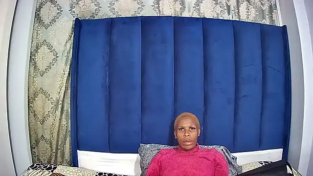 SluttyTall online show from July 25, 2026, 7:17 am