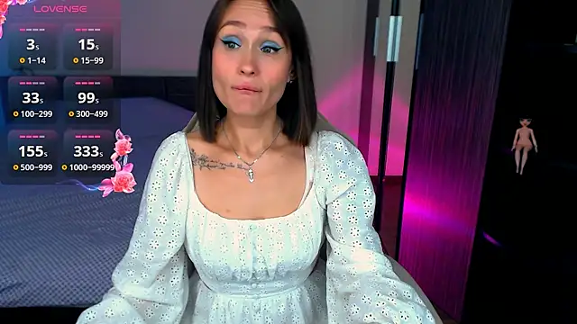 MelLovell online show from July 24, 2026, 11:47 pm