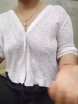 candyyy19 online show from July 24, 2026, 10:46 am