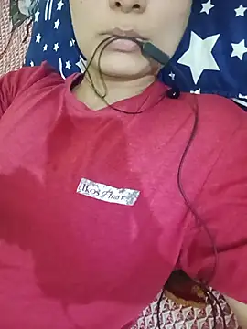 Shaina01 online show from June 18, 2026, 12:53 pm