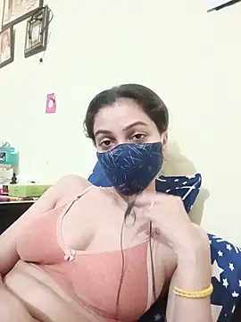 Shaina01 online show from June 21, 2026, 7:27 pm