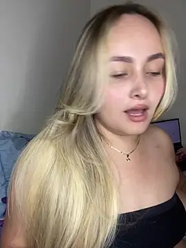 Rositafresitaa online show from July 26, 2026, 10:49 pm