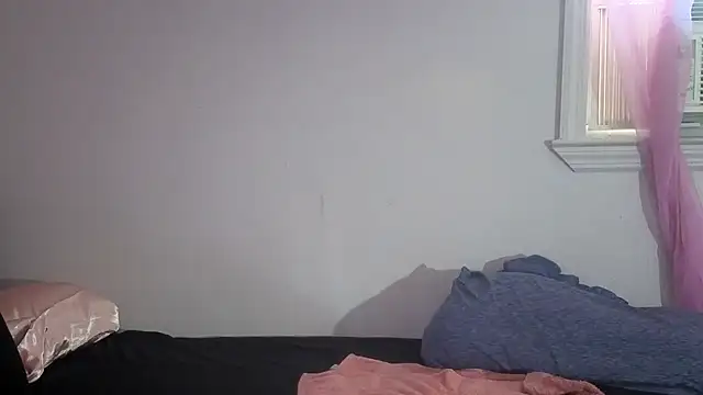 Prettywettkittycc online show from July 24, 2026, 9:13 pm