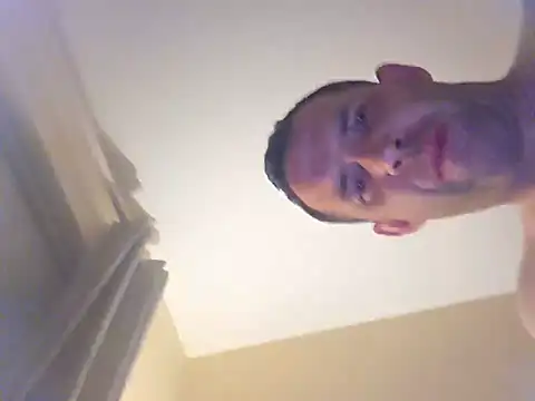 SingingTrunks online show from July 23, 2026, 1:58 am