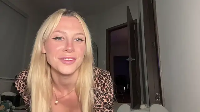 chelseapaigee online show from July 11, 2026, 4:04 am
